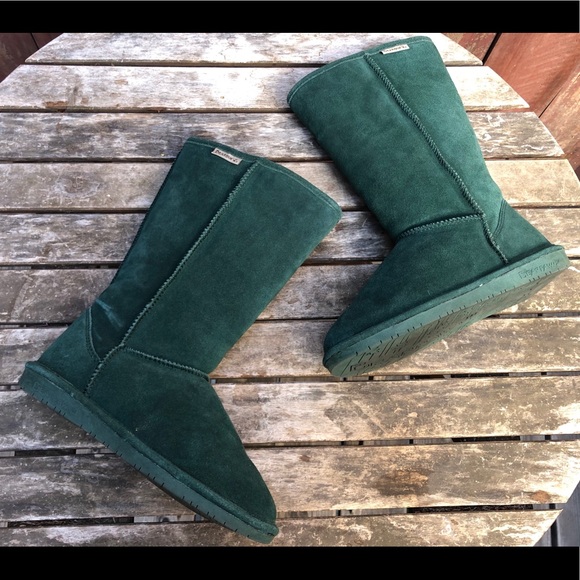green bearpaw boots
